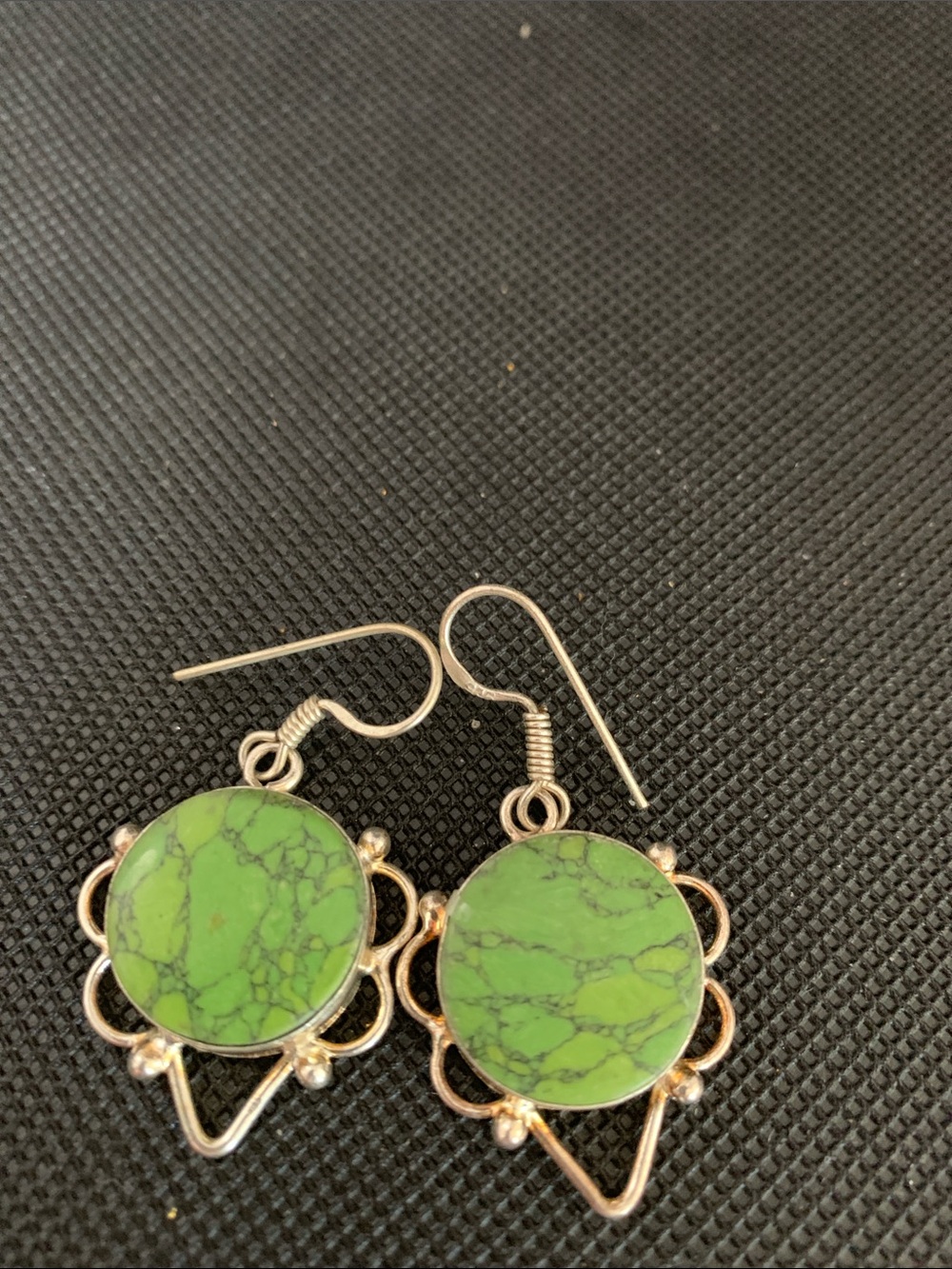 Green Stone Drop Earrings - Set-in.925 silver